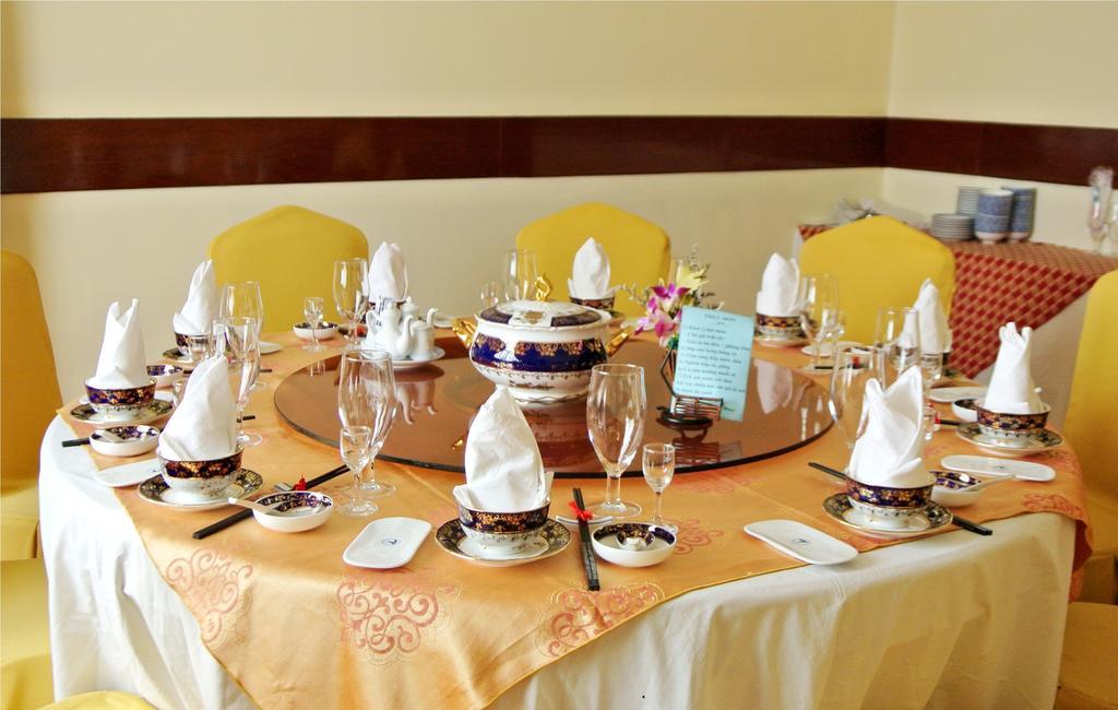 Ham Luong Hotel Ben Tre Exterior photo